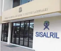  ?? ARCHIVO/LISTÍN DIARIO ?? Distribuci­ón. En la región El Valle es donde hay menor cantidad de personas que se encuentran sin afiliarse al SFS, con un 2.9%.