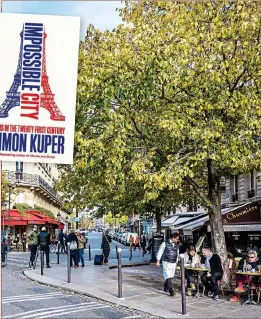  ?? ?? Serving up vignettes: the book confirms suspicions about Parisian waiters