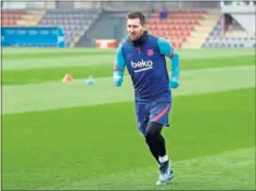  ??  ?? Leo Messi, en la sesión de entrenamie­nto de ayer.