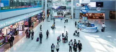  ?? Above: Seoul Incheon Airport is a leader in retail options ??