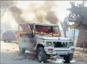  ?? HT PHOTO ?? One of the SUVS of the liquor contractor that was set afire by the angry mob at Dera Baba Nanak on Tuesday.
