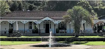  ?? ?? Historic Furneaux Lodge in the Marlboroug­h Sounds is the first stop on Queen Charlotte Track.