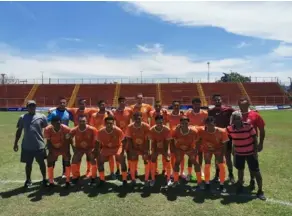  ?? TOMaDa DE FaCEBOOK ?? En su último partido en Linafa, el Puntarenas San Luis derrotó 3-1 al MW Acosta, en un Estadio Lito Pérez desolado.