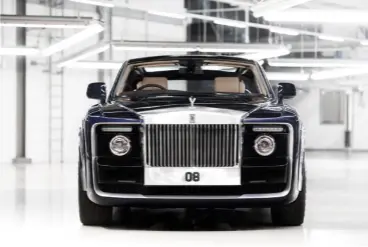  ??  ?? The Rolls- Royce Sweptail is a bespoke two- seater that was coach- built — panoramic glass roof and all — for a cool US$13 million