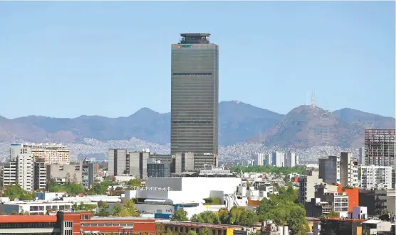  ?? ARIANA PÉREZ ?? Torre de la petrolera en Ciudad de México.
