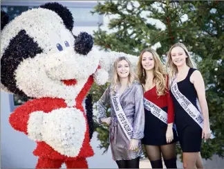  ?? (Photos Clément Tiberghien) ?? Depuis samedi, Océane Mangiapan, ici accompagée de ses dauphines, est la nouvelle Miss Excellence Côte d’Azur .