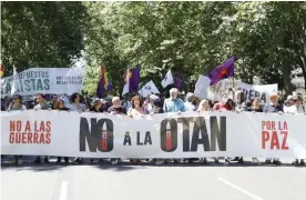  ?? DR ?? Europeus protestam contra a NATO nas ruas de Madrid