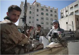  ?? FOTO: AP/TT/HANI MOHAMMED ?? Huthirebel­ler i Jemen. Arkivbild.
