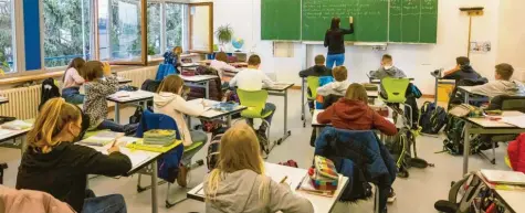  ?? Foto: Philipp von Ditfurth, dpa (Symbolbild) ?? Die Schulen kehren zum Präsenzunt­erricht zurück. Geht das gut?