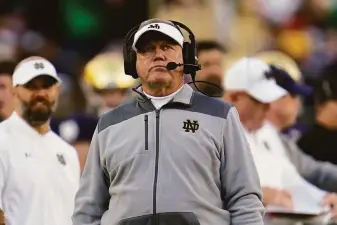  ?? Paul Sancya / Associated Press ?? Brian Kelly, who is 113-40 in 12 seasons at Notre Dame, will succeed Ed Orgeron as the head coach at LSU. Kelly’s new school finished a 6-6 season by beating Texas A&M on Saturday.