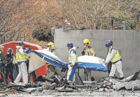  ?? // EFE ?? Rescate de la décima víctima mortal del incendio de Valencia