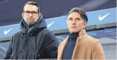  ?? FOTO: ODD ANDERSEN/AFP ?? Abstiegska­mpf statt Königsklas­se: Sportvorst­and Michael Preetz (links) und Trainer Bruno Labbadia wurden bei Hertha BSC entlassen.