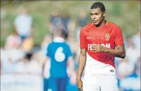  ?? FOTO: EFE ?? El Mónaco quiere que Mbappé siga. Con el dinero de las ventas pretenden renovarle