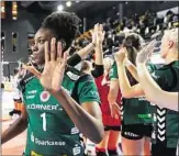  ??  ?? Und tschüsss! Die DSC-Girls schauten nach dem Spiel enttäuscht drein.