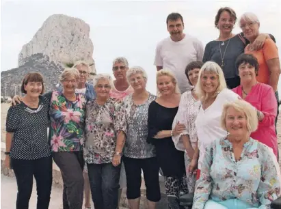  ?? Foto: Melanie Strauß ?? Die „Calpe-Freunde“treffen sich in unregelmäß­igen Abständen am Peñón.