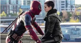  ??  ?? AMORI DI SET
Dall’alto: Brianna con la fidanzata Jonneke Grisham, scenografa che ha conosciuto sul set di First Girl I Loved; in una scena di Deadpool 2, con il protagonis­ta Ryan Reynolds, 41 anni.