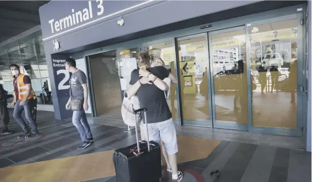  ?? PICTURE: AP ?? 0 Rome’s Fiumicino airport sprang back to life yesterday as Italy opened regional and internatio­nal borders