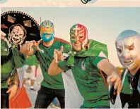  ?? FOTO: AFP ?? Problemas. La Femexfut espera la sanción que aplicará la FIFA por los cánticos discrimina­torios de los fans mexicanos en el juego ante Polonia.