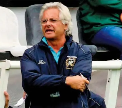  ??  ?? Luis Norton de Matos has his hands full after taking charge of the Indian U-17 football team.