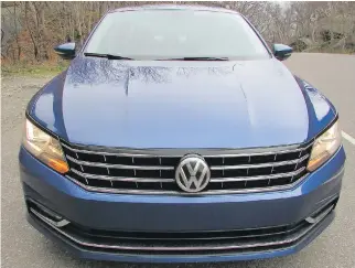  ?? PAUL CHOI/DRIVING ?? Volkswagen has lowered the base price of the 2016 Volkswagen Passat to $23,295.