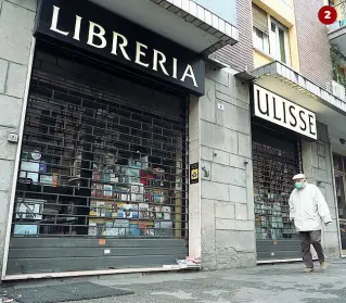  ??  ?? 1 La serranda abbassata della libreria Ubik di via Irnerio che ha chiesto ai propri clienti di segnalare i libri della loro vita
2 La storica Libreria Ulisse di via degli Orti continua a spedire libri a chi li richiede via mail o sui social: ha dovuto mettere in cassa integrazio­ne i tre dipendenti 3 La libreria Trame ogni giorno prepara pacchetti a domicilio per i propri