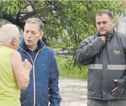  ?? ?? Reclamo. Gray presentó varias quejas contra Edesur por problemas después de distintas tormentas.