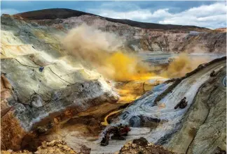  ??  ?? FULGURANTE. El sector minero y la inversión china le han dado a Perú un nuevo brillo en América Latina.