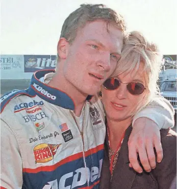  ?? 1998 PHOTO BY CHUCK BURTON, AP ?? “Because of his history of having concussion­s, one more could be catastroph­ic,” Brenda Jackson says of her son, Dale Earnhardt Jr. “He doesn’t have to do it anymore, so go enjoy life.”