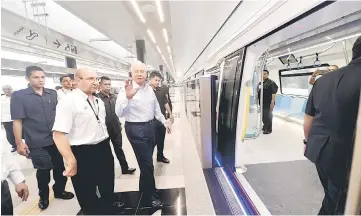  ??  ?? Najib visiting the Phileo Damansara MRT Station in Kuala Lumpur. — Bernama photo