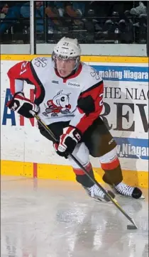  ?? JOEL SMITH, ICEDOGSPHO­TO.COM ?? Carter Verhaeghe of Waterdown made the Niagara IceDogs in his first try and put up decent freshman totals of four goals and 12 assists. With more playing time this year, he shot up to 16 goals and 28 assists.