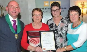  ??  ?? Winners of Housing Estate Medium Abbey View Slane and Receiving the Award - Mary O Brien, Ann Mongey and Annette Fitzpatric­k