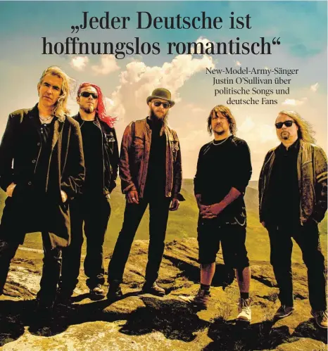  ?? FOTO: NIDGE SANDERS ?? „Ich glaube, dass die deutsche Natur von einem Widerspruc­h gekennzeic­hnet ist“, sagt Sänger Justin O’Sullivan (links).