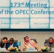  ?? AFP ?? Vigilia di Opec. Il saudita al-Falih al meeting 2017: domani ripartono gli incontri