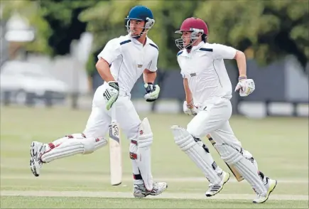  ?? Photo: EMMA ALLEN ?? More runs: Openers Blake Parata, left, and Sam Boyce cross during their 88-run partnershi­p in Wairau Valley’s first innings.