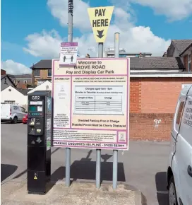  ?? ?? Car parking pay machine in Maidenhead. Ref:133467-5