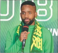  ?? PAN ZHIWANG / FOR CHINA DAILY ?? Cedric Bakambu speaks to the media after being introduced by Beijing Guo’an on Thursday.