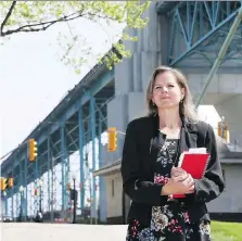  ?? NICK BRANCACCIO ?? Researcher Jane McArthur, a PhD candidate at the University of Windsor, is looking for women who have worked at the Ambassador Bridge for a study on their perception­s of breast cancer risks.