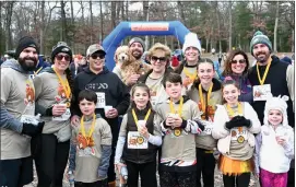  ?? JESI YOST — FOR MEDIANEWS GROUP ?? Members of the Yetter Family participat­ed in the Boyertown Turkey Trot 5K or 1mile events. “You run better when you’re a Yetter” is the family motto.