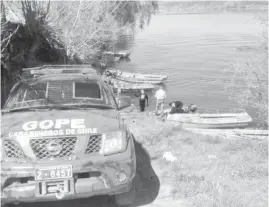  ??  ?? EL CUERPO DE ARRIAGADA fue encontrado a unos 250 metros del lugar donde hallaron su bote.