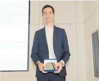  ?? LUCIANO THIEBERGER ?? PREMIO. En representa­ción de la empresa recibió la distinción Mariano Rebollo, Gerente Comercial de Techint Ingeniería y Construcci­ón.