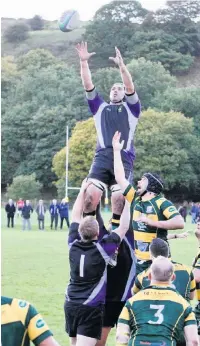  ?? Barry Hobson ?? Ben Irvin was back to towering fitness for Littleboro­ugh against West Park