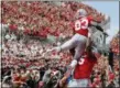  ?? JAY LAPRETE — THE ASSOCIATED PRESS ?? Ohio State receiver Terry McLaurin is lifted by teammate Jaylen Harris after scoring a touchdown against Oregon State during the first half.