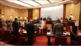  ?? (Photo N.-M.) ?? Une minute de silence a été respectée hier au conseil départemen­tal.