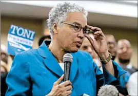  ?? TERRENCE ANTONIO JAMES/CHICAGO TRIBUNE 2018 ?? Cook County Board President Toni Preckwinkl­e announced her intention to run for mayor of Chicago in September, but links to a federal investigat­ion could hurt her campaign.