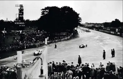  ??  ?? VISTA ATRÁS. Aunque muchos conocen la pista de la época en la que corrían Lauda y Hunt –1976–, los orígenes se remontan a 1927.