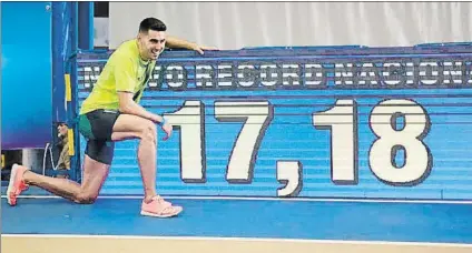 ?? FOTO: TWITTER ?? El atleta de Castellón de la Plana pulverizó su propia plusmarca nacional de hace cinco años (17,04)