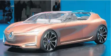  ??  ?? Futurista. Renault Symbioz é elétrico, autônomo e pode se conectar com a casa de seu dono