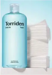  ?? ?? Bringgreen’s Tea Tree Cica Soothing Toners may lower your skin temperatur­e; Torriden’s Dive-In Low Molecule Hyaluronic Acid Toner is good for those with dry skin.