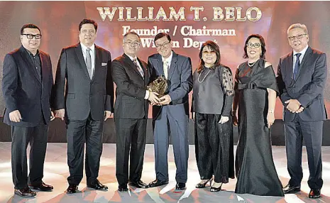  ??  ?? PRA HONORS WILCON DEPOT, INC. FOUNDER AND CHAIRMAN EMERITUS WILLIAM BELO WITH PRESIDENT’S AWARD AS ‘PATRIARCH OF HOME BUILDING RETAIL’. Photo shows Wilcon Depot, Inc. founder and chairman emeritus William T. Belo (center) receiving the award from...