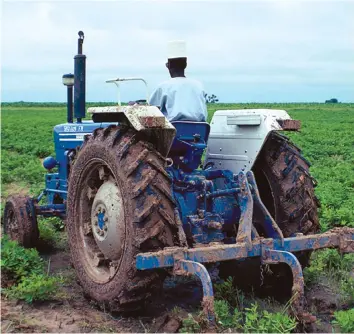  ??  ?? One critical factor why mechanisat­ion is particular­ly important is that it sets Zimbabwe at the same level with other agro producers globally in terms of production quality and production capacity